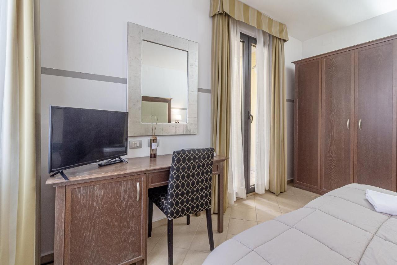Hotel Vittorio Emanuele Sassari Exteriör bild