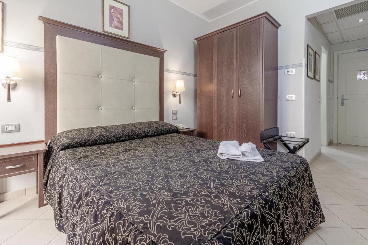Hotel Vittorio Emanuele Sassari Exteriör bild