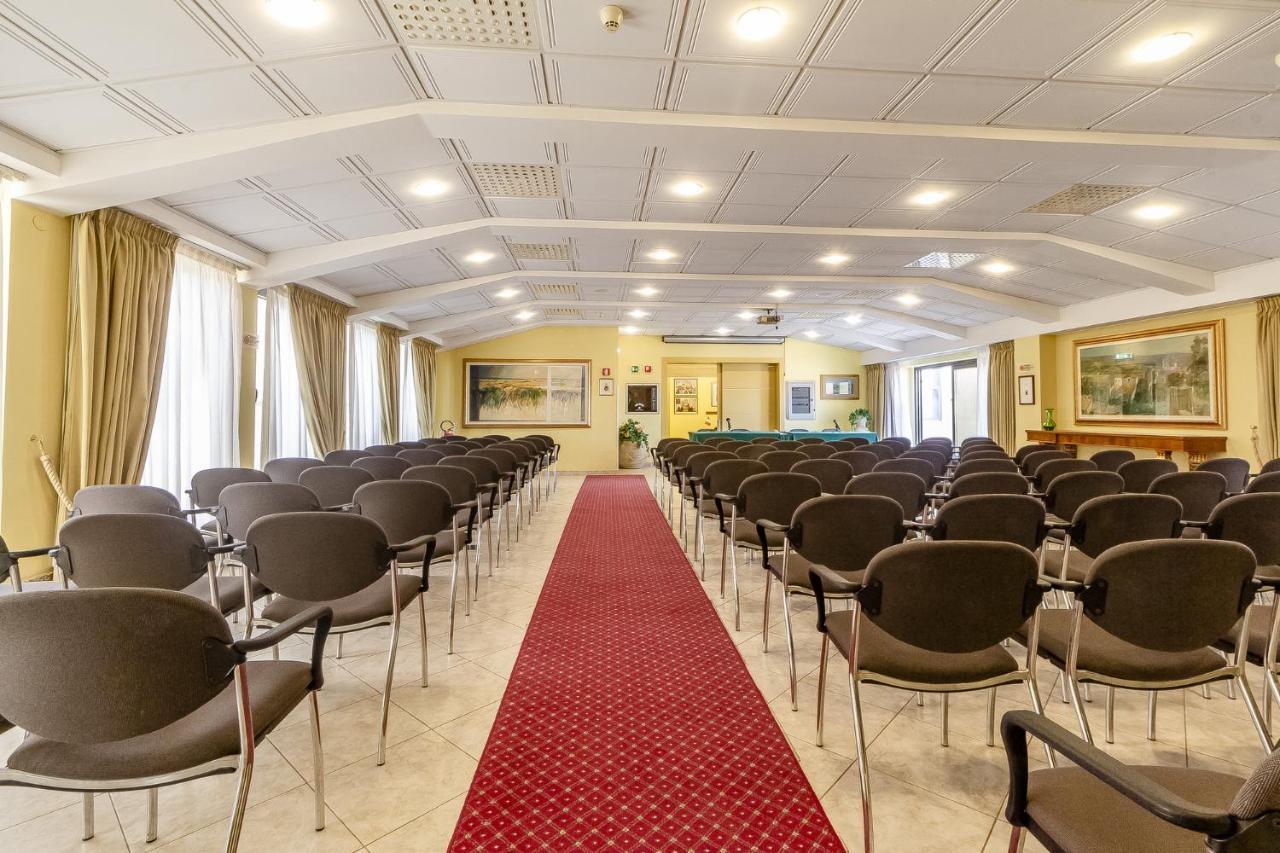Hotel Vittorio Emanuele Sassari Exteriör bild