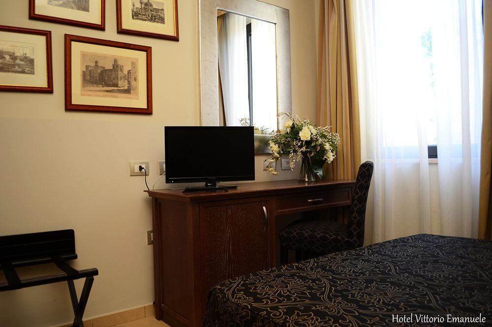 Hotel Vittorio Emanuele Sassari Exteriör bild
